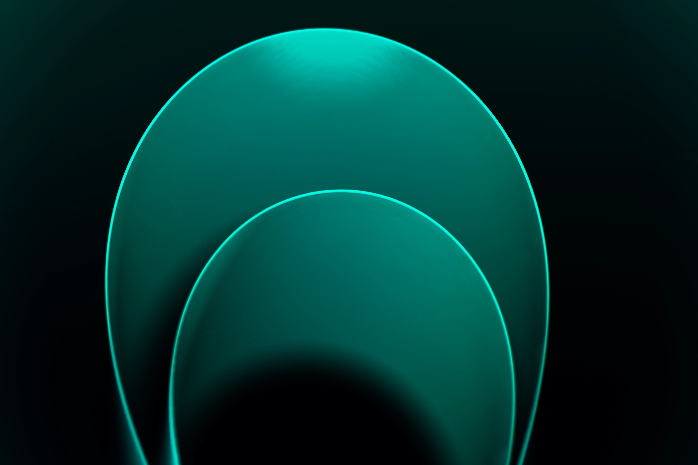 Paper Works: Abstrakte Fotografie aus der Serie ‚Paper Works‘ von Steffen Freiling – minimalistische Komposition aus Papier, Licht und Schatten.